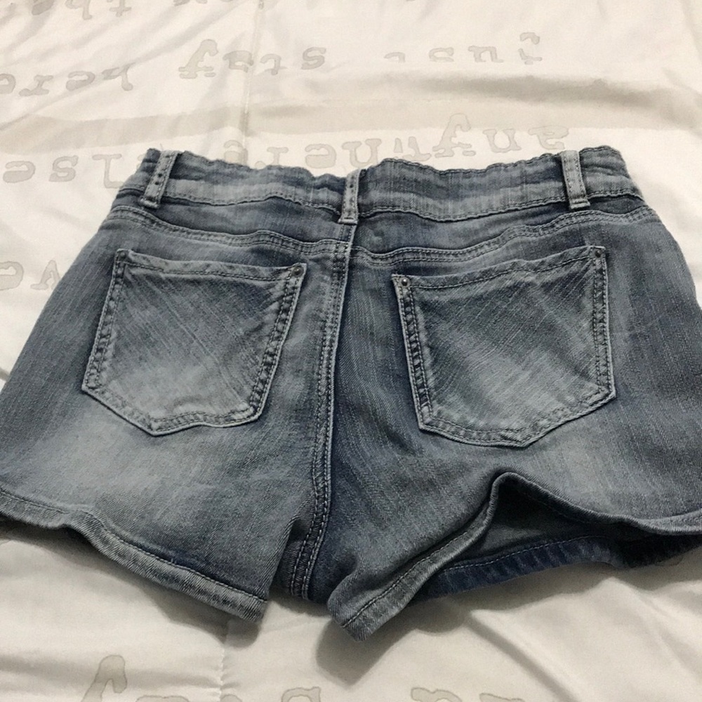 Shorts - Picture 2 of 2
